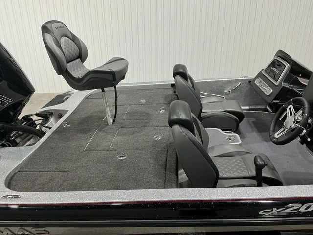 Slide: The Image of Caymas CX 20 PRO 2020 - 17