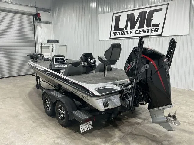 Slide: The Image of Caymas CX 20 PRO 2020 - 4