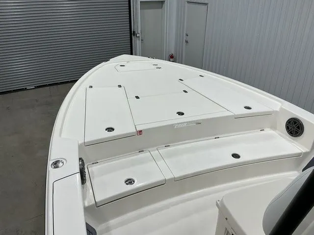 Slide: The Image of Pathfinder 2500 Hybrid 2026 - 20