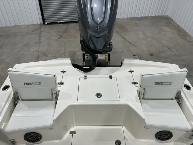 Slide: The Image of Pathfinder 2500 Hybrid 2026 - 21