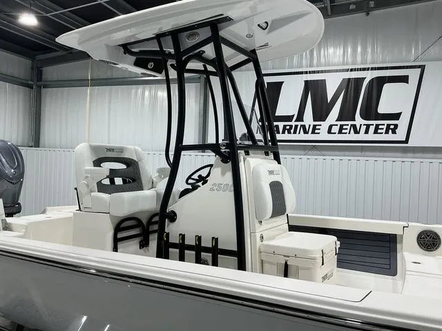 Slide: The Image of Pathfinder 2500 Hybrid 2026 - 23