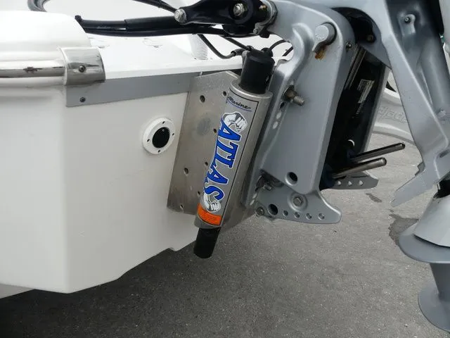 Slide: The Image of Tidewater 232 CC Adventure 2021 - 6