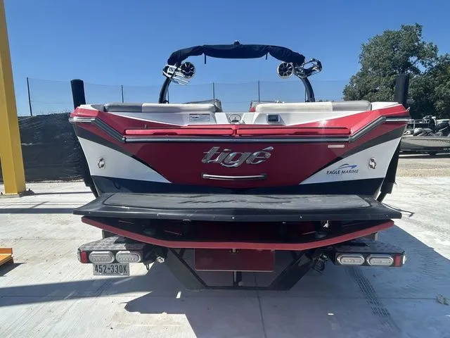 Slide: The Image of Tigé Z3 2015 - 5