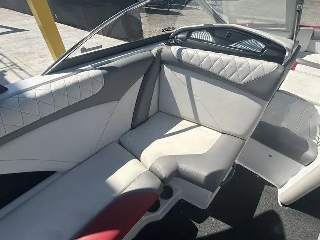 Slide: The Image of Tigé Z3 2015 - 9