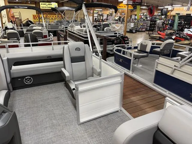 Slide: The Image of Sun Tracker PB 22RF 2026 - 10