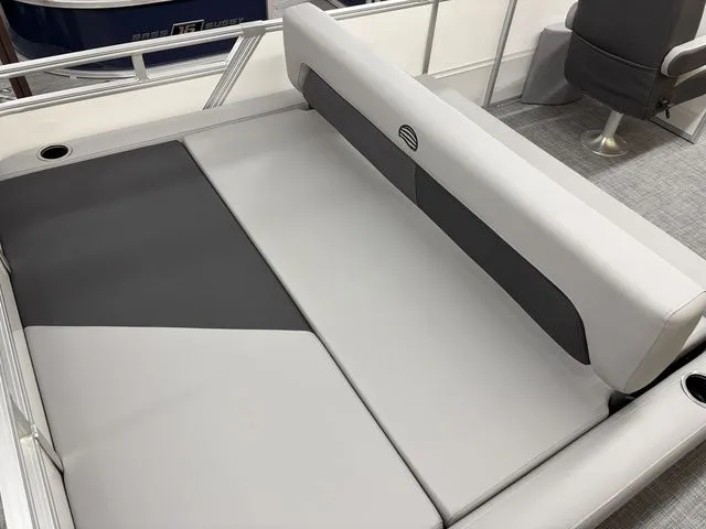 Slide: The Image of Sun Tracker PB 22RF 2026 - 21