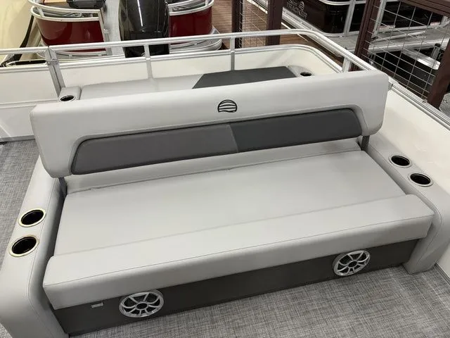 Slide: The Image of Sun Tracker PB 22RF 2026 - 22