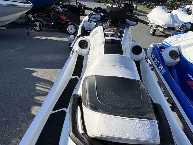 Slide: The Image of Yamaha VX 2022 - 15