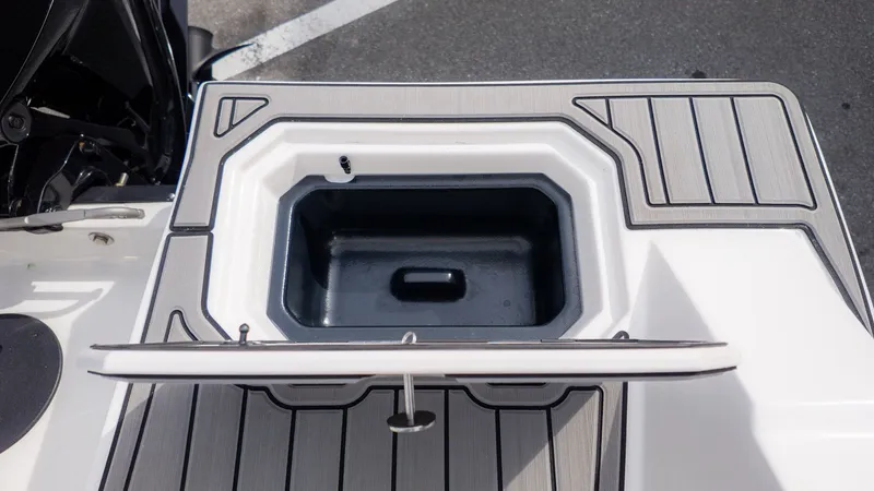 Slide: The Image of Starcraft SVX 171 OB 2025 - 11