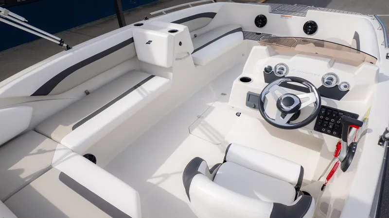 Slide: The Image of Starcraft SVX 171 OB 2025 - 8