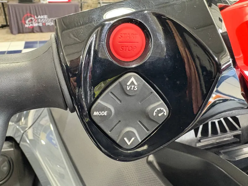 Slide: The Image of Sea-Doo RXT-X 300 w/ sound 2021 - 19