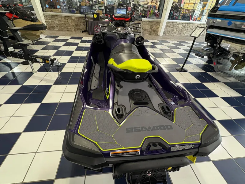 Slide: The Image of Sea-Doo RXT-X 300 w/ sound 2021 - 9