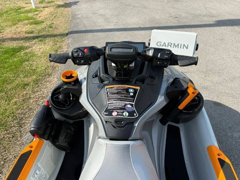 Slide: The Image of Sea-Doo FishPro Trophy 170 w/ Sound 2026 - 27