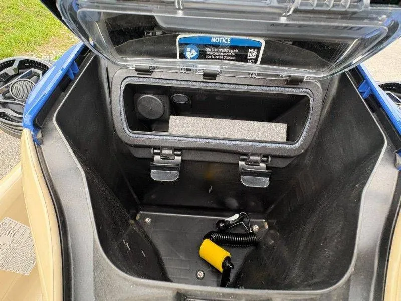 Slide: The Image of Sea-Doo WAKE 170 W/ SOUND 2026 - 24