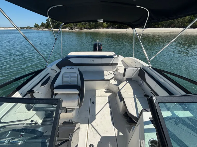 Slide: The Image of Sea Ray SPX 190 Outboard 2017 - 16