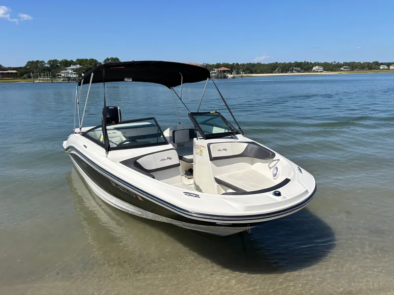 Slide: The Image of Sea Ray SPX 190 Outboard 2017 - 2