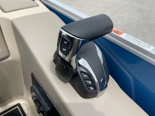 Slide: The Image of SunCatcher ELITE 324RC 2023 - 31