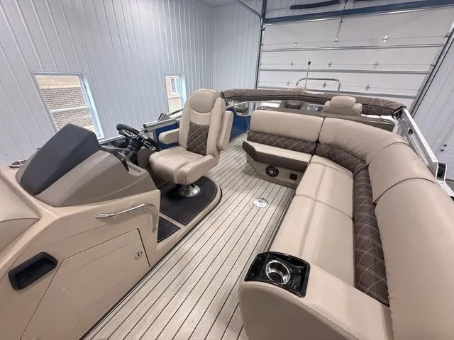 Slide: The Image of SunCatcher Elite 326 SE 2024 - 19