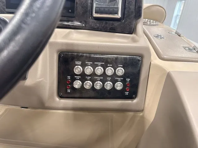 Slide: The Image of SunCatcher Elite 326 SE 2024 - 24