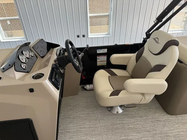 Slide: The Image of SunCatcher Select 324RC 2025 - 18