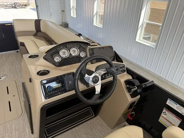 Slide: The Image of SunCatcher Select 324RC 2025 - 19