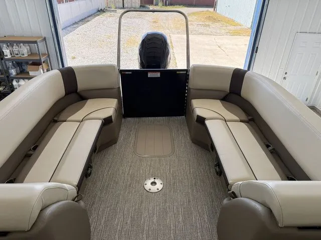 Slide: The Image of SunCatcher Select 324RC 2025 - 24