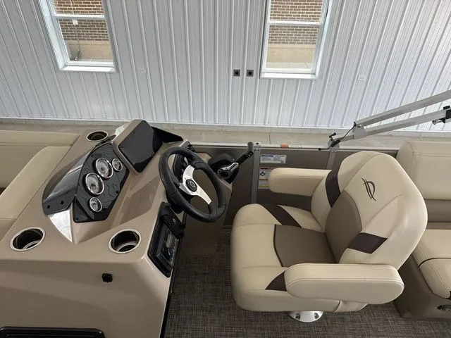 Slide: The Image of SunCatcher Select 20RC 2025 - 23