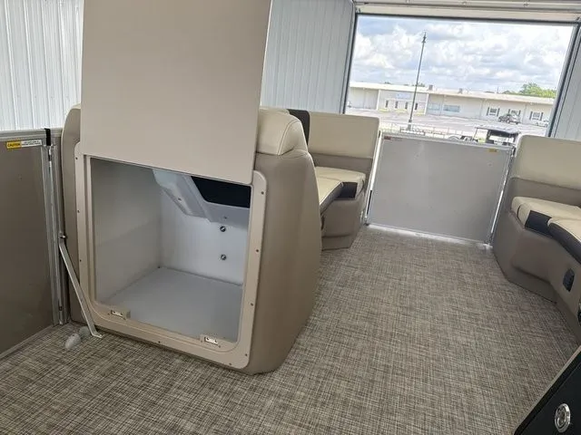 Slide: The Image of SunCatcher Select 20RC 2025 - 32