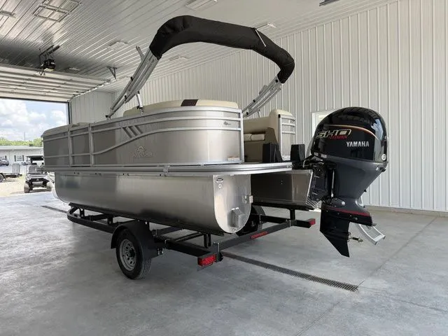 Slide: The Image of SunCatcher Select 20RC 2025 - 6