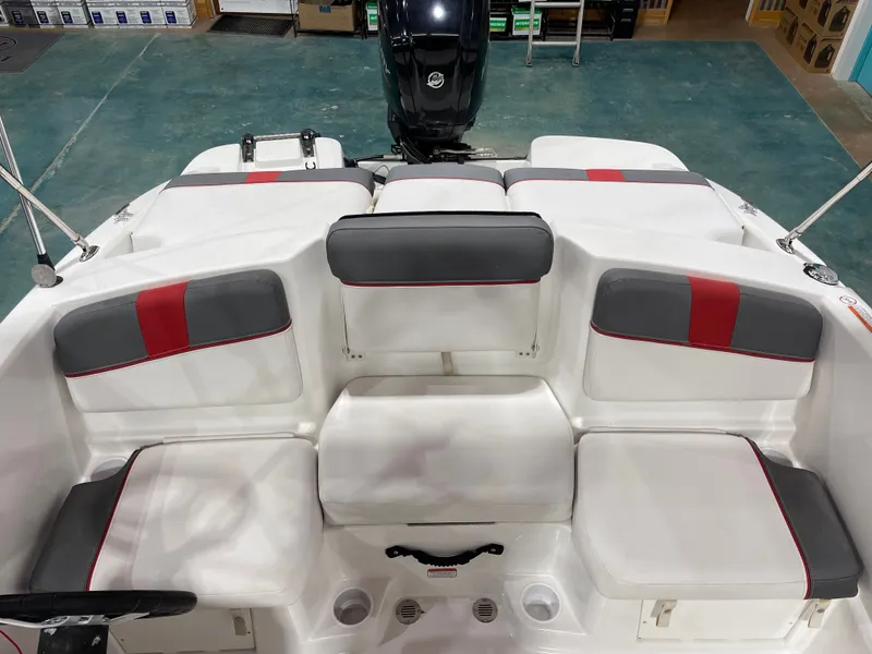 Slide: The Image of Tahoe T16 2020 - 14