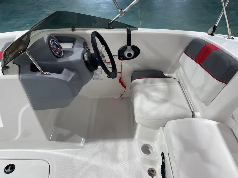 Slide: The Image of Tahoe T16 2020 - 8