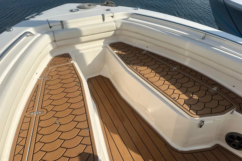 Slide: The Image of 2019 Grady-White Fisherman 257 boat interior with stylish deck design. - 19