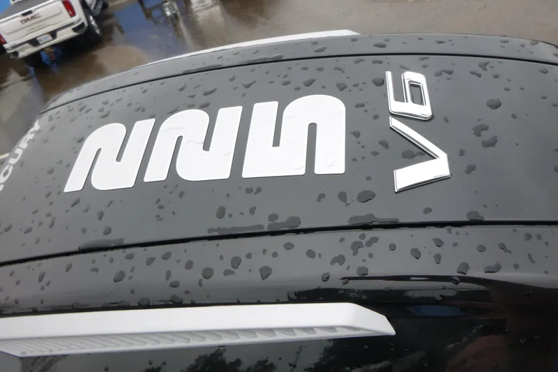 Slide: The Image of Raindrops on KingFisher 2025 Escape V6 engine cover, 2026 model. - 24