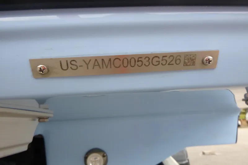 Slide: The Image of Yamaha Boats 255 FSH Sport H 2026 identification plate with serial number. - 20