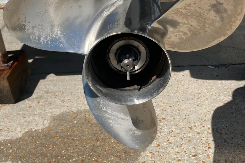 Slide: The Image of 2018 Bennington 23 SX boat with swim platform and Yamaha outboard motor. - 6