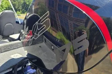 Slide: The Image of 2019 Tracker Targa V-18 Combo boat with 175 HP engine detail. - 3