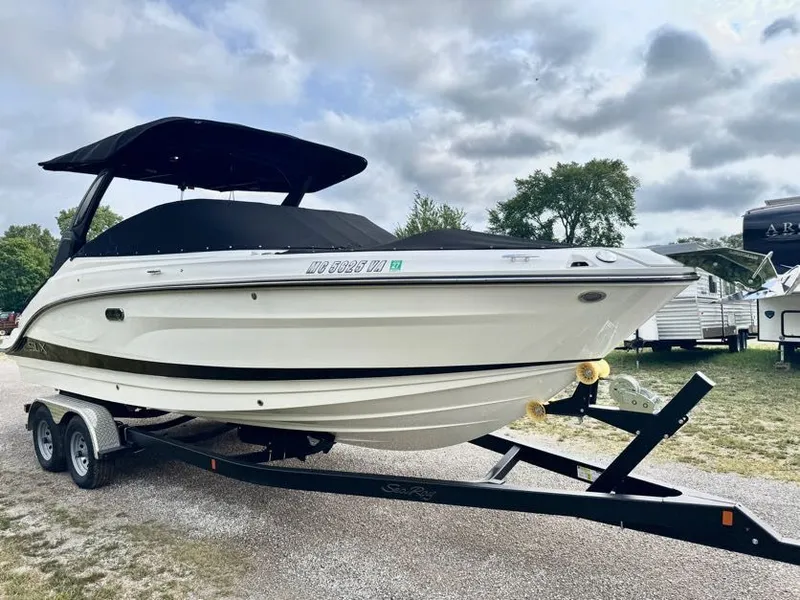 The Image of Sea Ray SLX 260 Outboard 2024 - 0