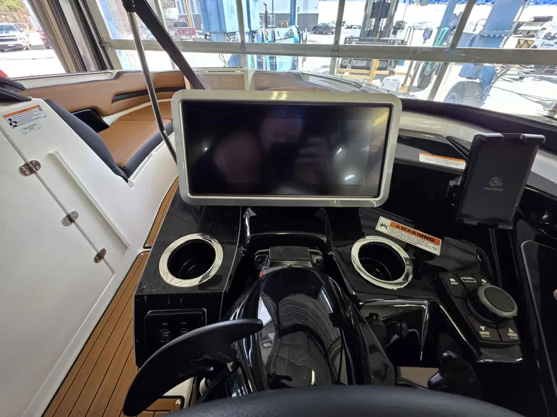 Slide: The Image of Yamaha 252SD 2026 - 14