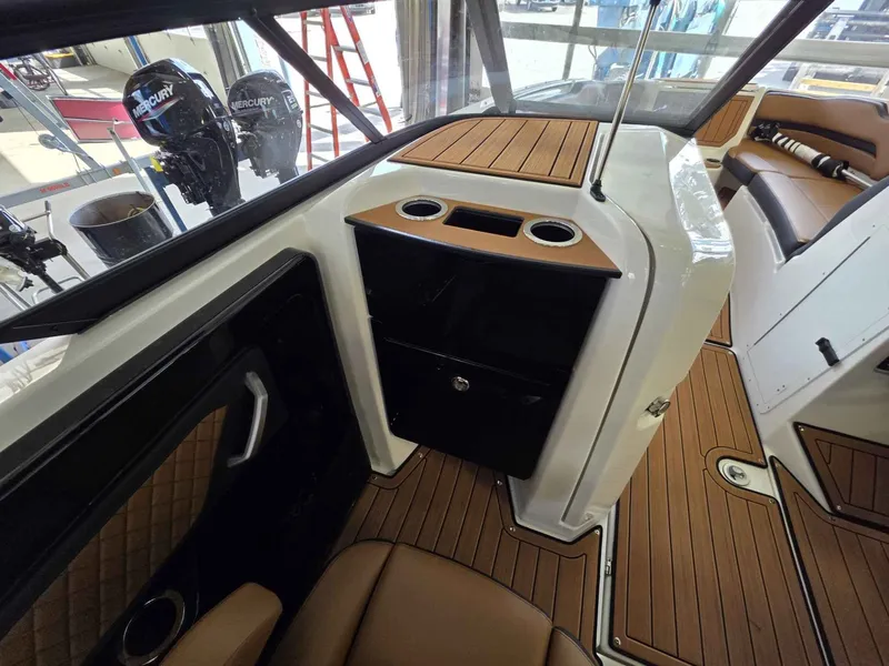 Slide: The Image of Yamaha 252SD 2026 - 18