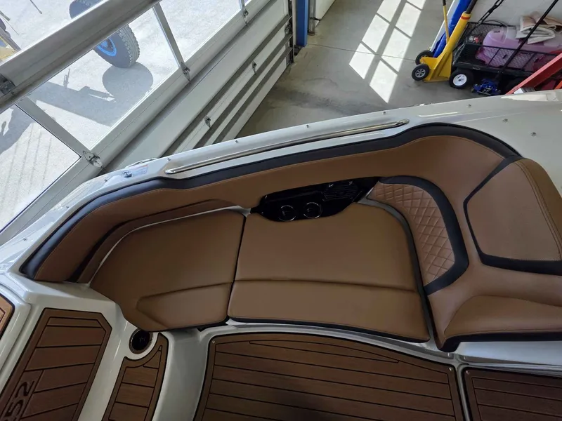 Slide: The Image of Yamaha 252SD 2026 - 19