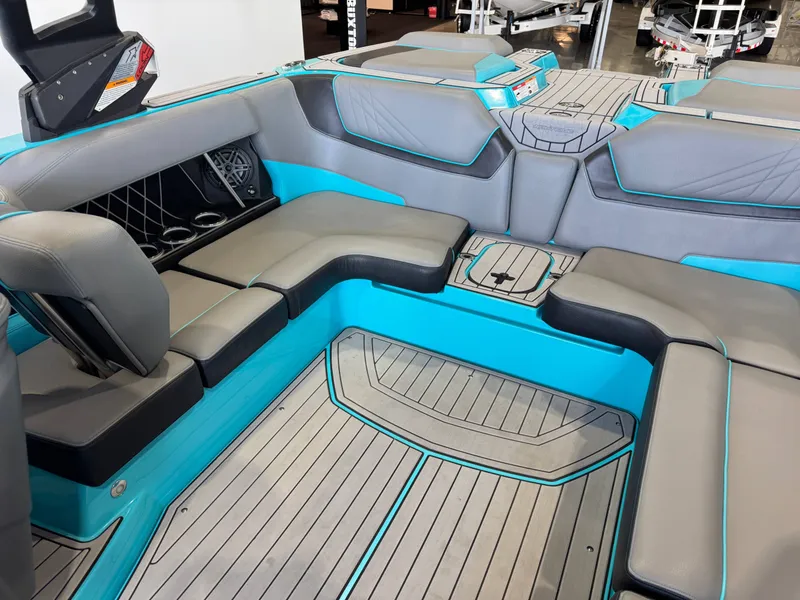 Slide: The Image of Nautique Super Air Nautique GS22 2021 - 13