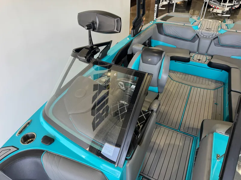 Slide: The Image of Nautique Super Air Nautique GS22 2021 - 18