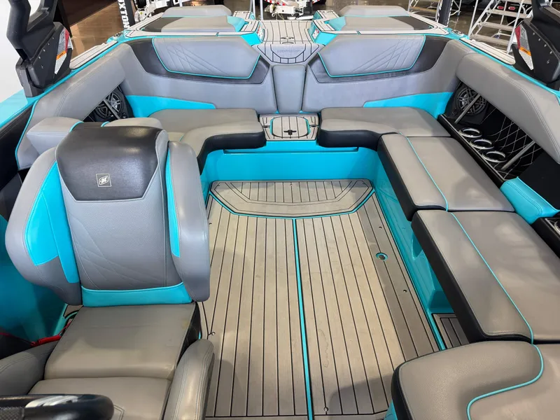 Slide: The Image of Nautique Super Air Nautique GS22 2021 - 20