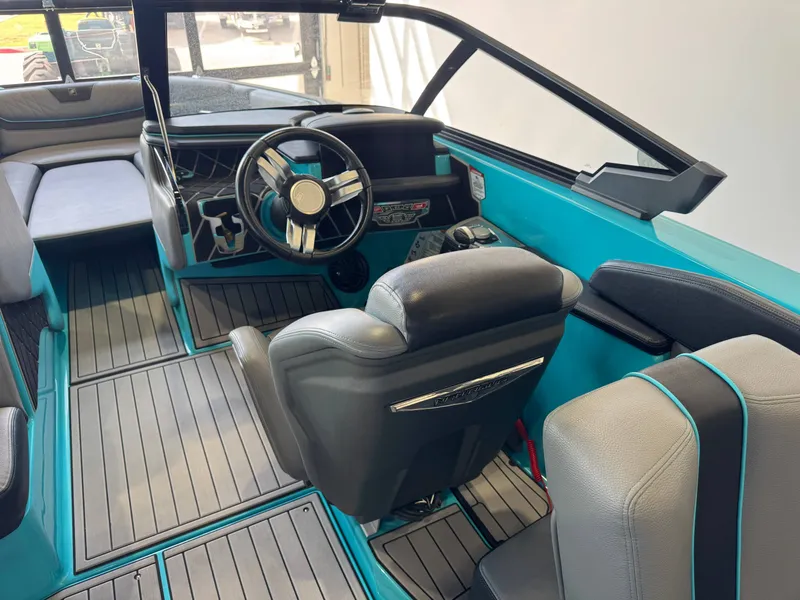 Slide: The Image of Nautique Super Air Nautique GS22 2021 - 22