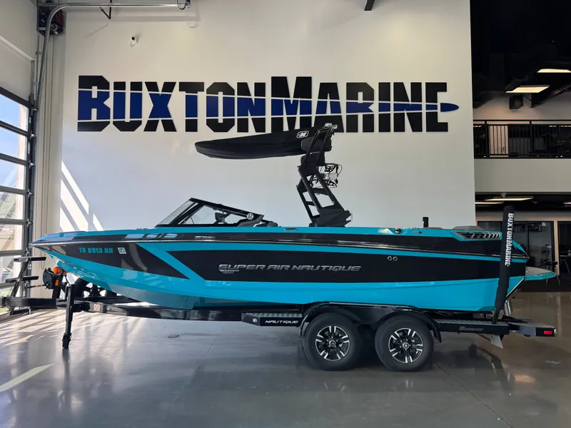 Slide: The Image of Nautique Super Air Nautique GS22 2021 - 4