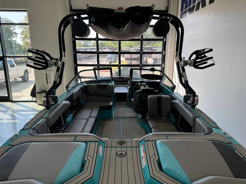 Slide: The Image of Nautique Super Air Nautique GS22 2021 - 7