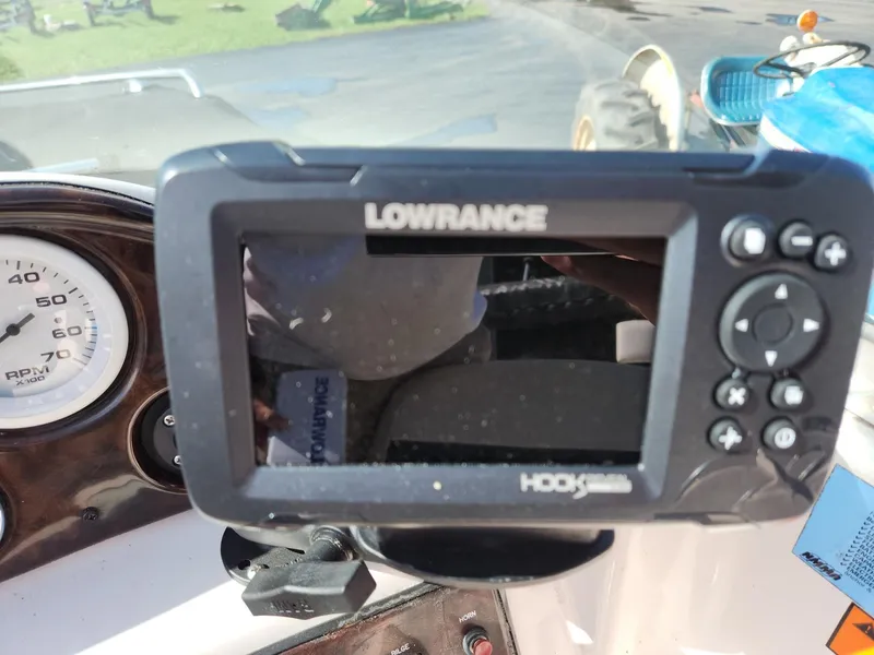 Slide: The Image of Hurricane SunDeck 187 OB 2002 - 16