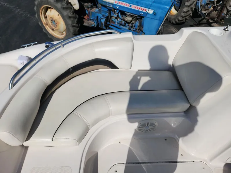 Slide: The Image of Hurricane SunDeck 187 OB 2002 - 9