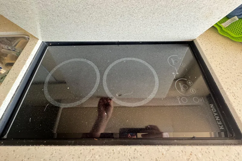 Slide: The Image of Kenyon electric cooktop on Regal 42 Fly yacht, 2019 model, with dual burners. - 19