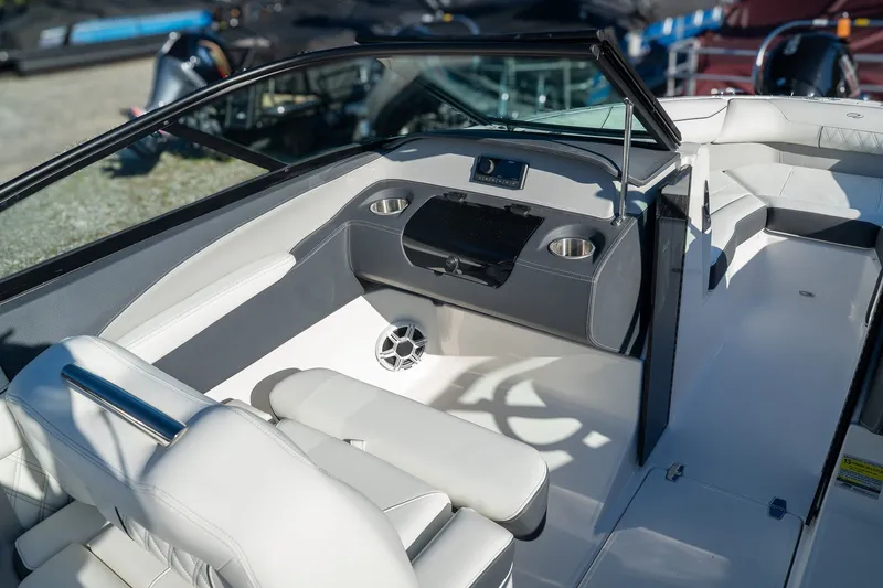 Slide: The Image of Regal LX 2 2026 - 13